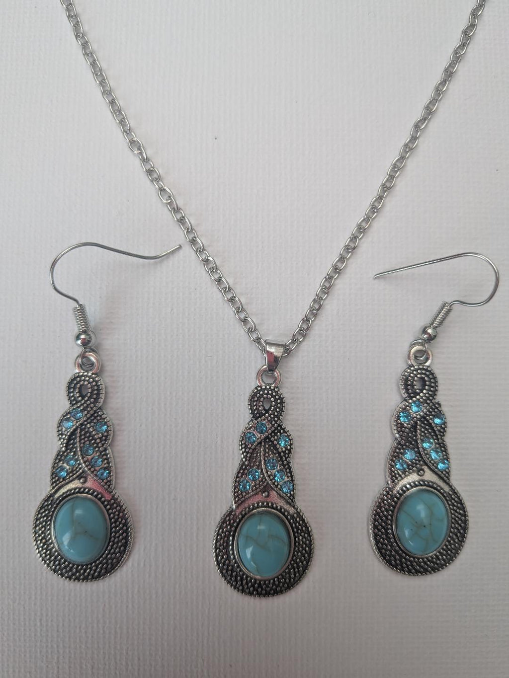 Bohemian Style Alloy & Synthetic Turquoise Pendant Necklaces & Dangle Earrings Sets