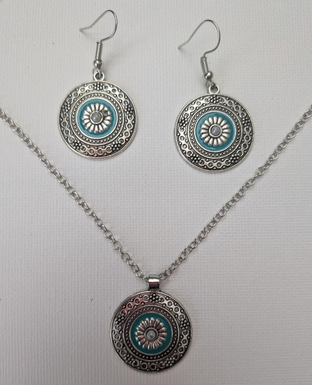 Bohemian Style Alloy & Plastic Pearl & Enamel Pendant Necklace