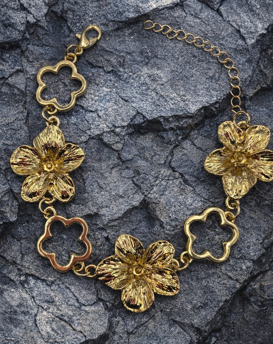 Golden Bloom Link Bracelet