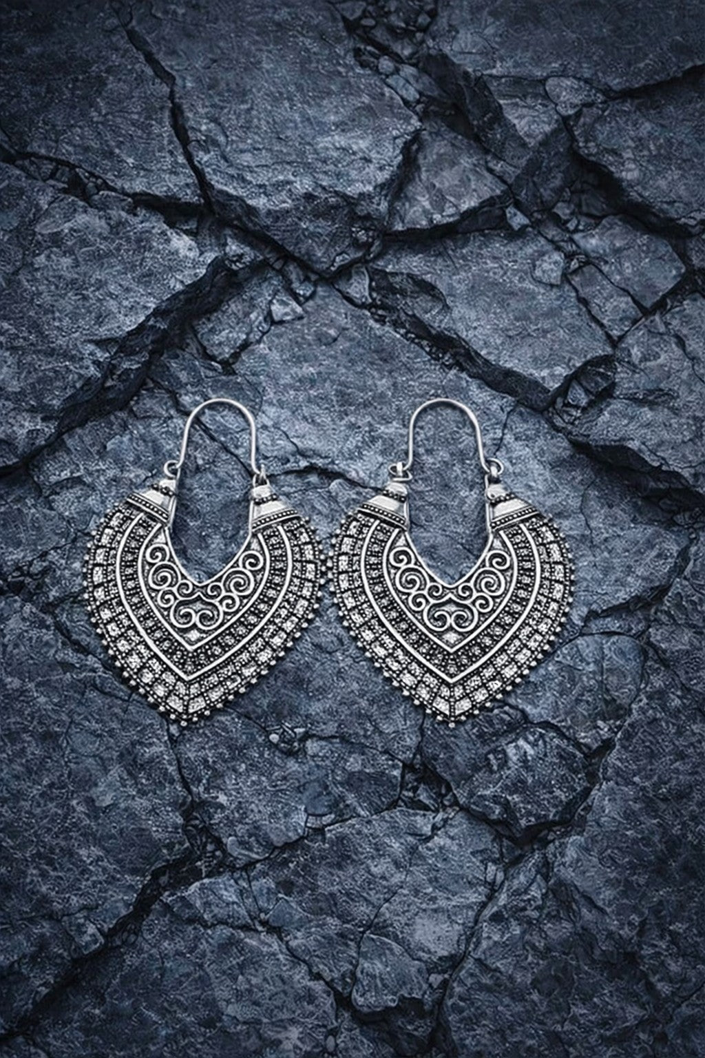 Bohemian Style Alloy Dangle Earrings – Heart, Antique Silver