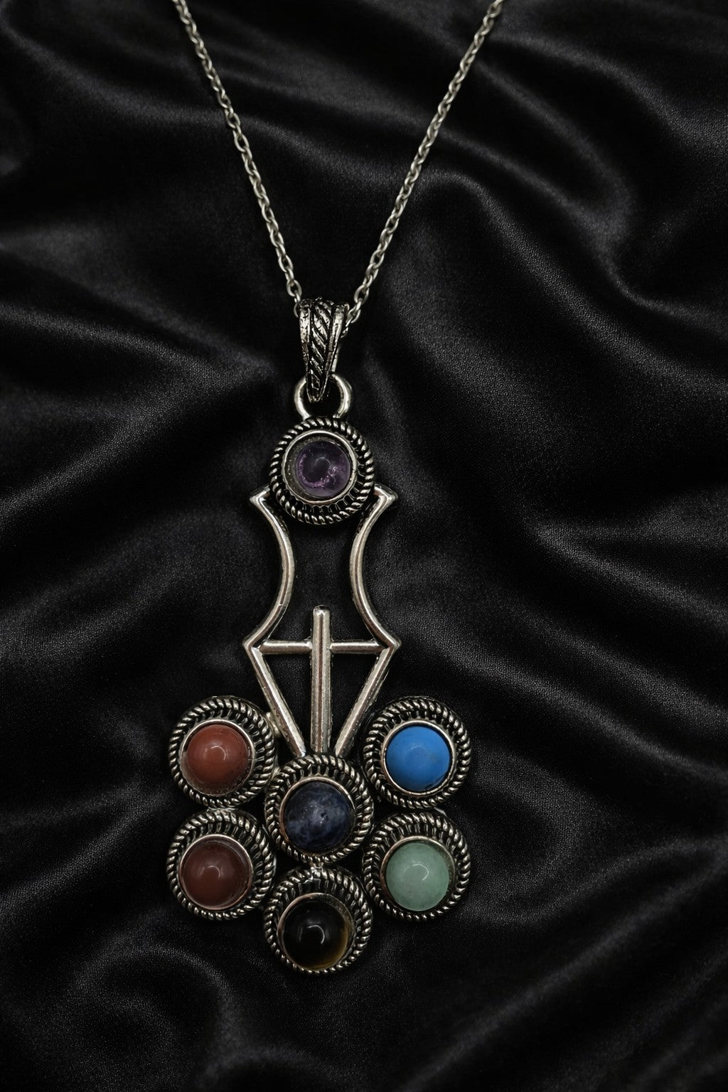 Boho Chakra Flower Pendant Necklace with 7 Gemstones, Meditation Jewellery Gem stone