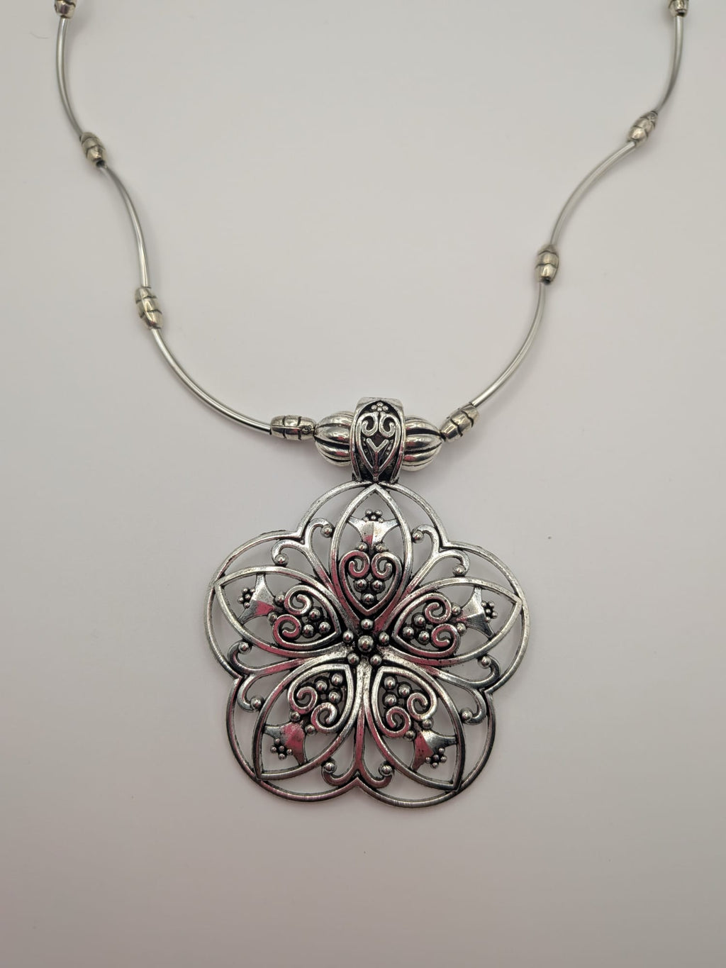 Boho Mandala Flower Bohemian Style Alloy Pendant Necklace