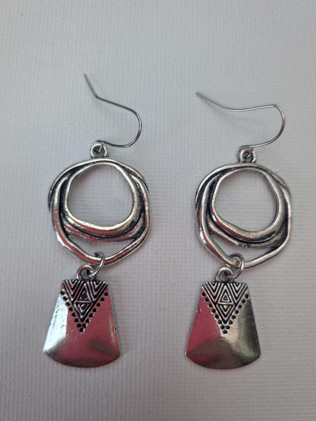 Boho - Bohemian Style Ring with Trapezoid Alloy Dangle Earrings Silver Colour