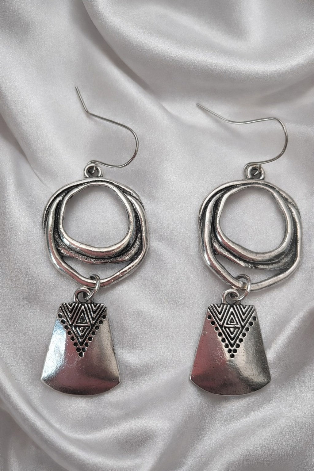 Boho - Bohemian Style Ring with Trapezoid Alloy Dangle Earrings Silver Colour