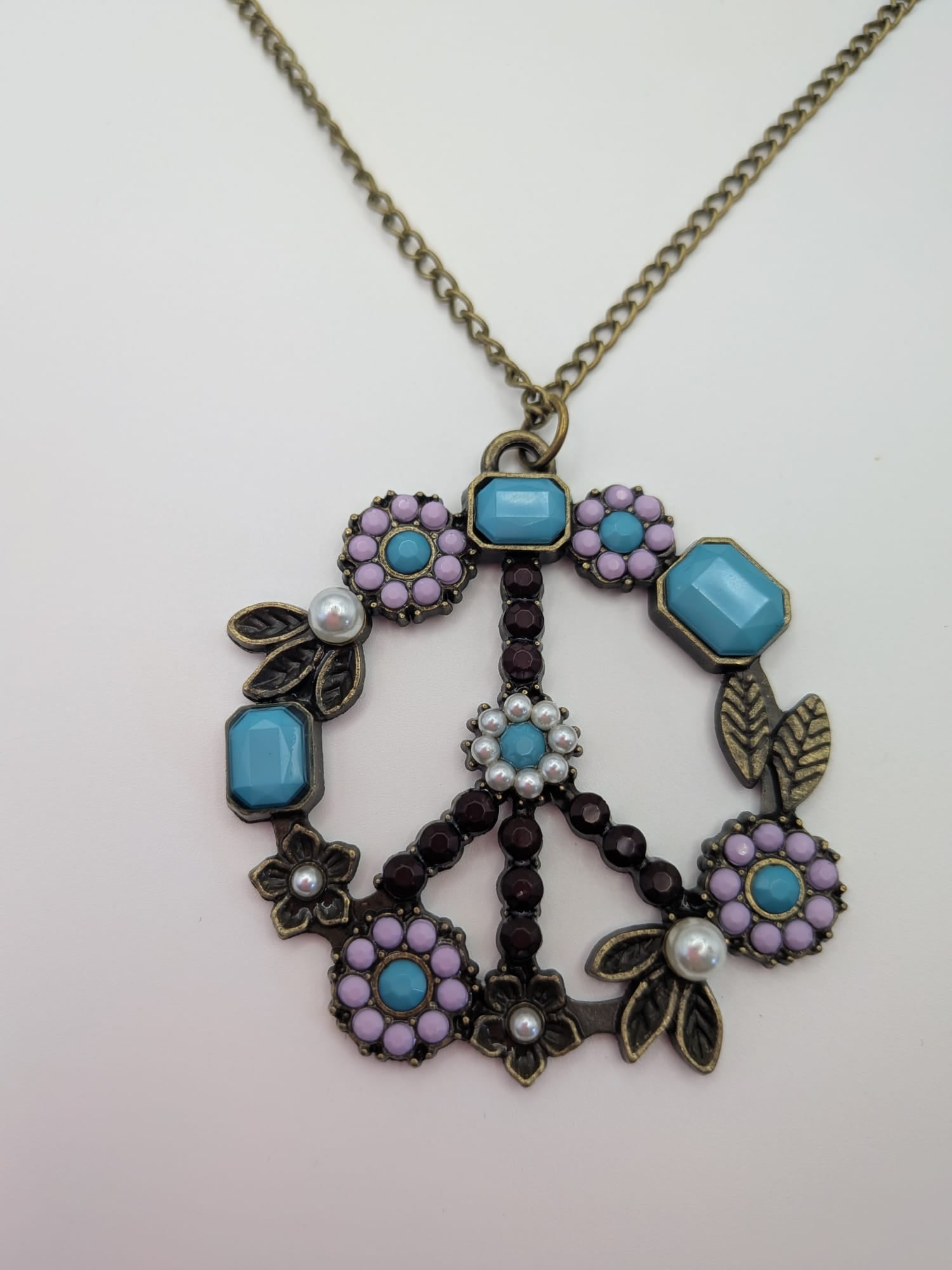 Bohemian Flower Peace Sign Pendant Necklace – Antique Bronze, Plum