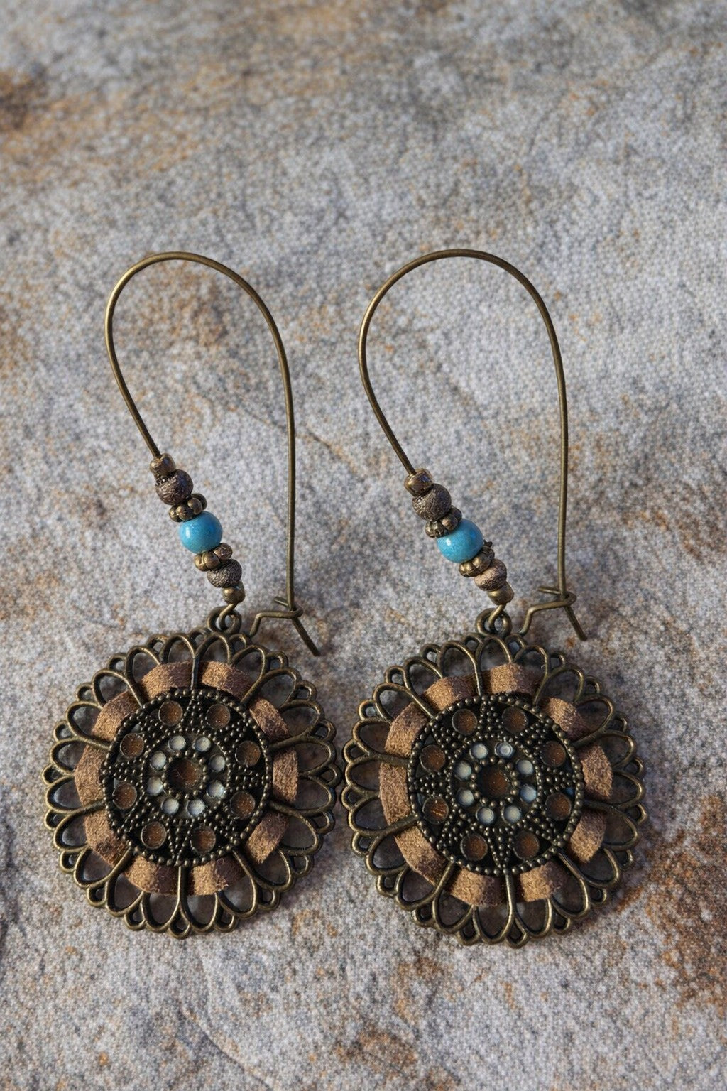 Bohemia Vintage Flower Dangle Earrings – Antique Bronze Elegance